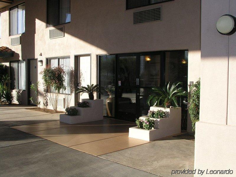 Catalina Inn Luaran gambar