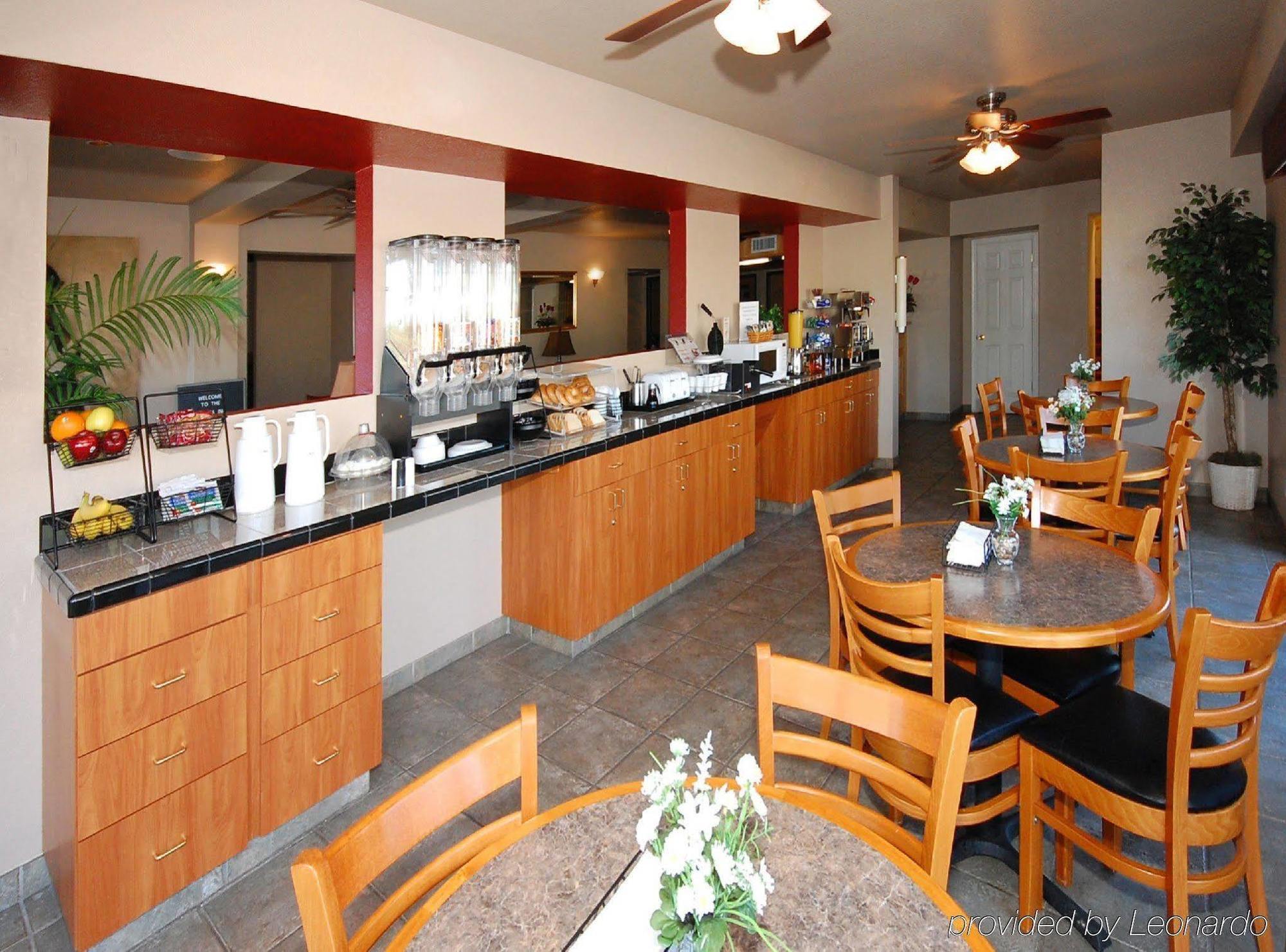 Catalina Inn Restoran gambar